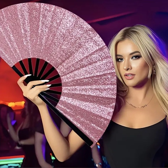Elegant Lite Pink Glitter Hand Fan- New - Picture 1 of 2